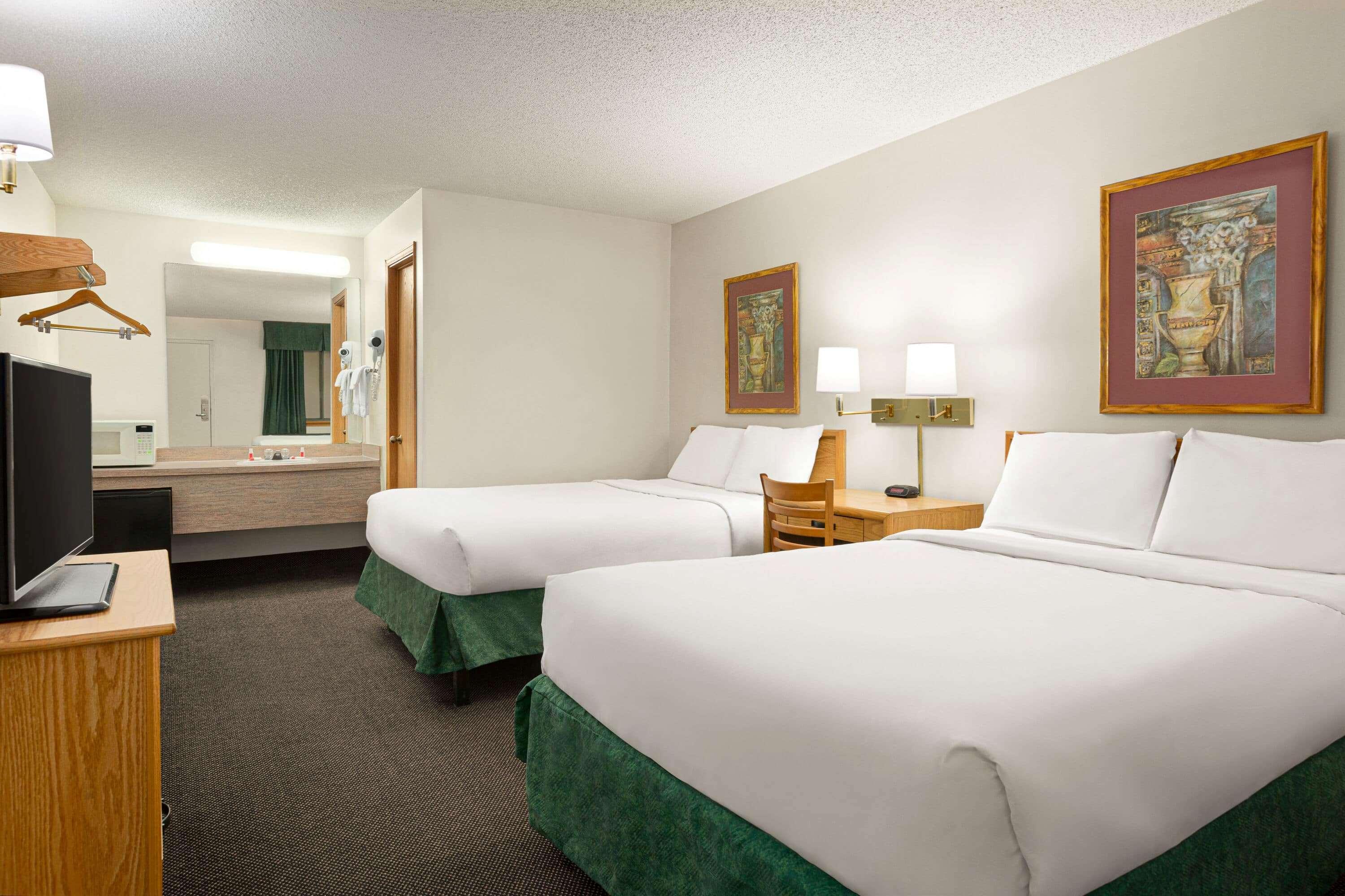 Travelodge By Wyndham Wellington מראה חיצוני תמונה